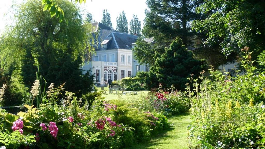 Au Jardin Des Deux Ponts Bed and Breakfast Abbeville Esterno foto