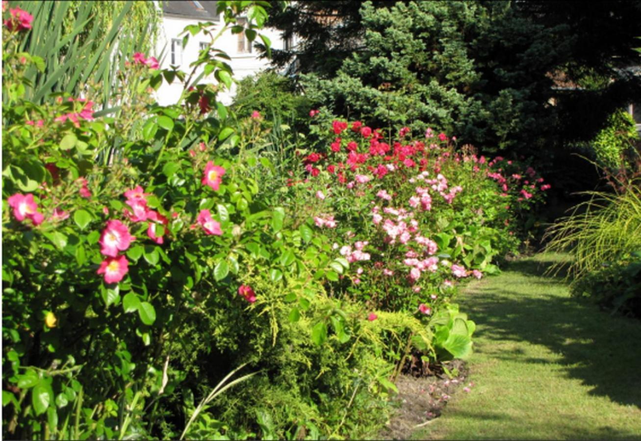 Au Jardin Des Deux Ponts Bed and Breakfast Abbeville Esterno foto